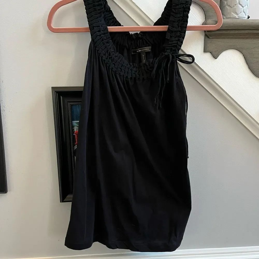 BCBGMaxAzria Black Jersey Sleeveless Swing Top sz L